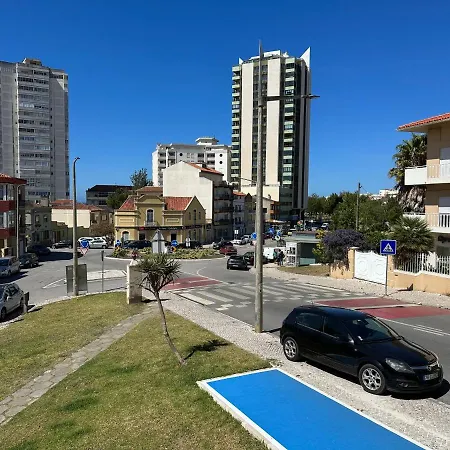 Cozy T2+1 2 Minutes From The Beach Апартаменты Буаркуш